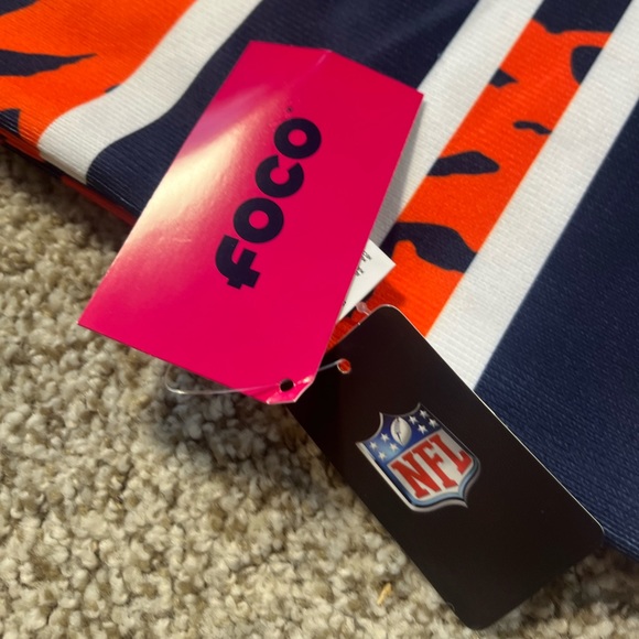 NFL Foco Denver Broncos Scarf - Picture 3 of 5